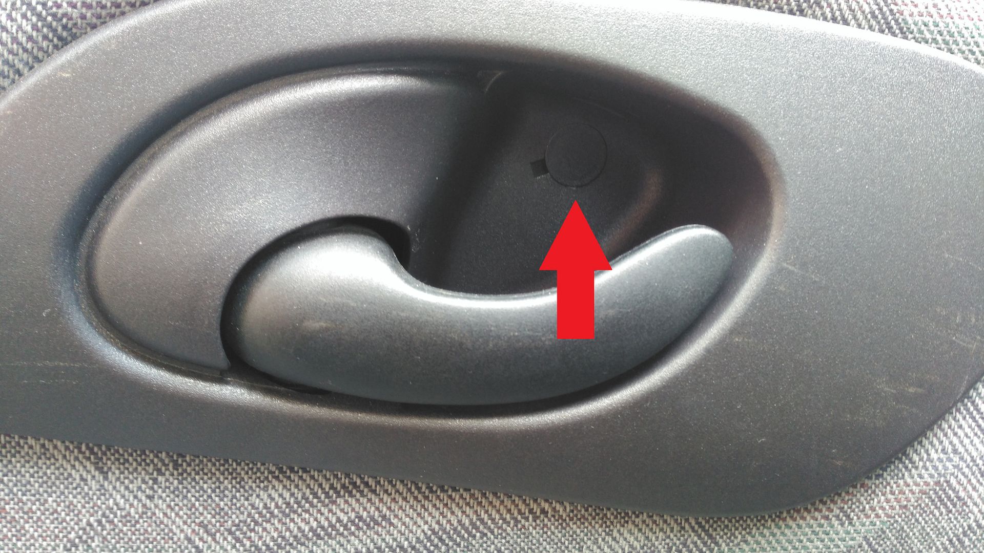 Fixing sticking door handles Ford Automobiles Forum